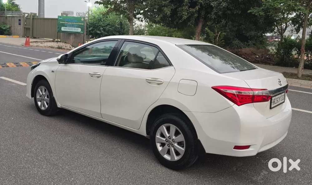 Toyota Corolla Altis 1.8 G Cvt, 2016, Petrol