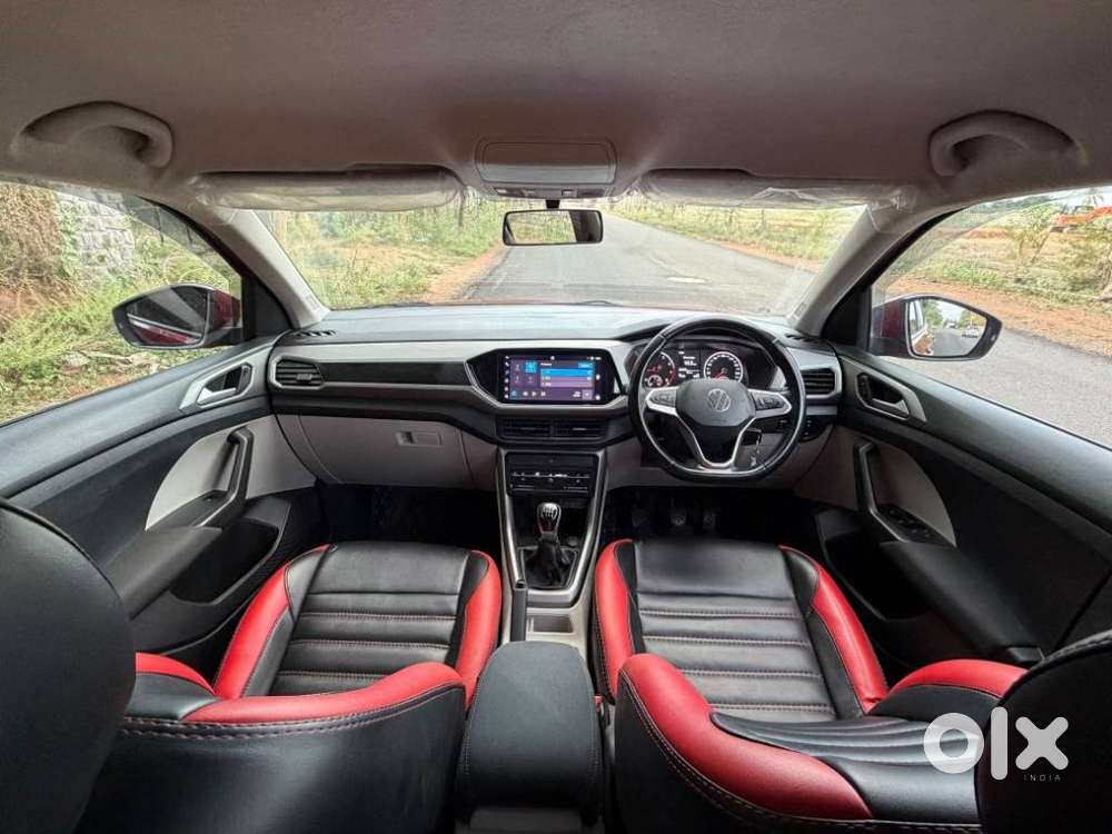 Volkswagen Tiguan, 2021, Petrol