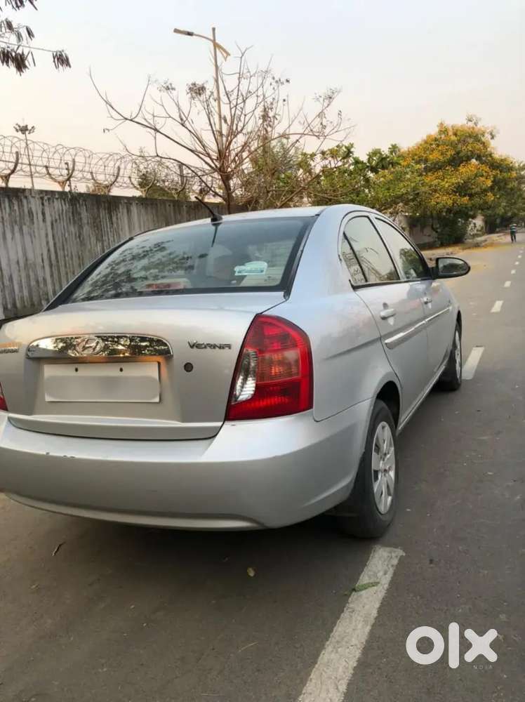 Hyundai Verna 2009