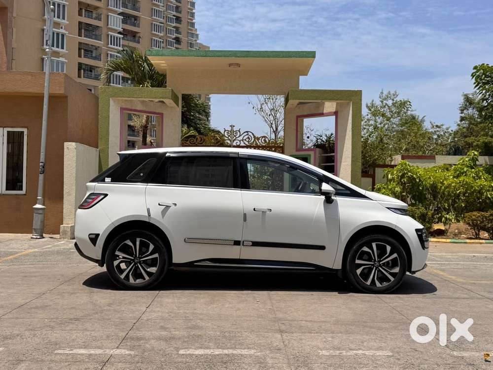 Mg Windsor Ev Essence, 2025, Electric