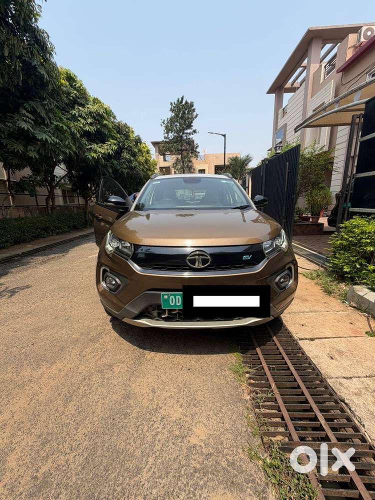 Tata Nexon Ev Max 2022 Electric Well Maintained