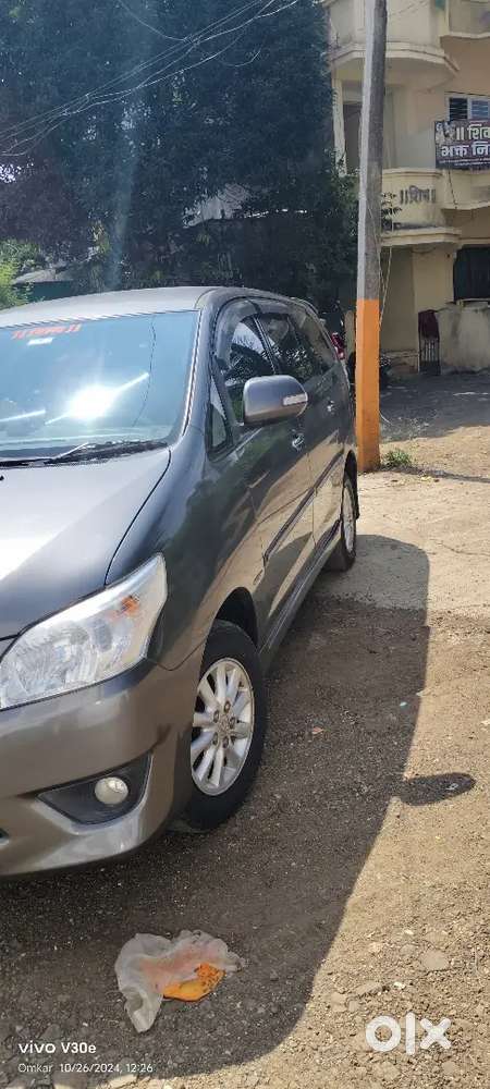 Toyota Innova 2.5 V 2013