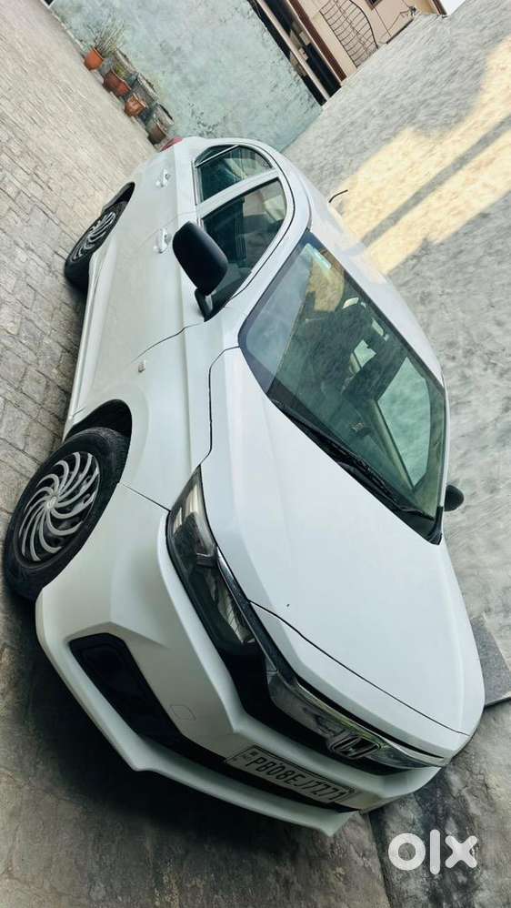 Honda Amaze 2019 Petrol Well Maintained