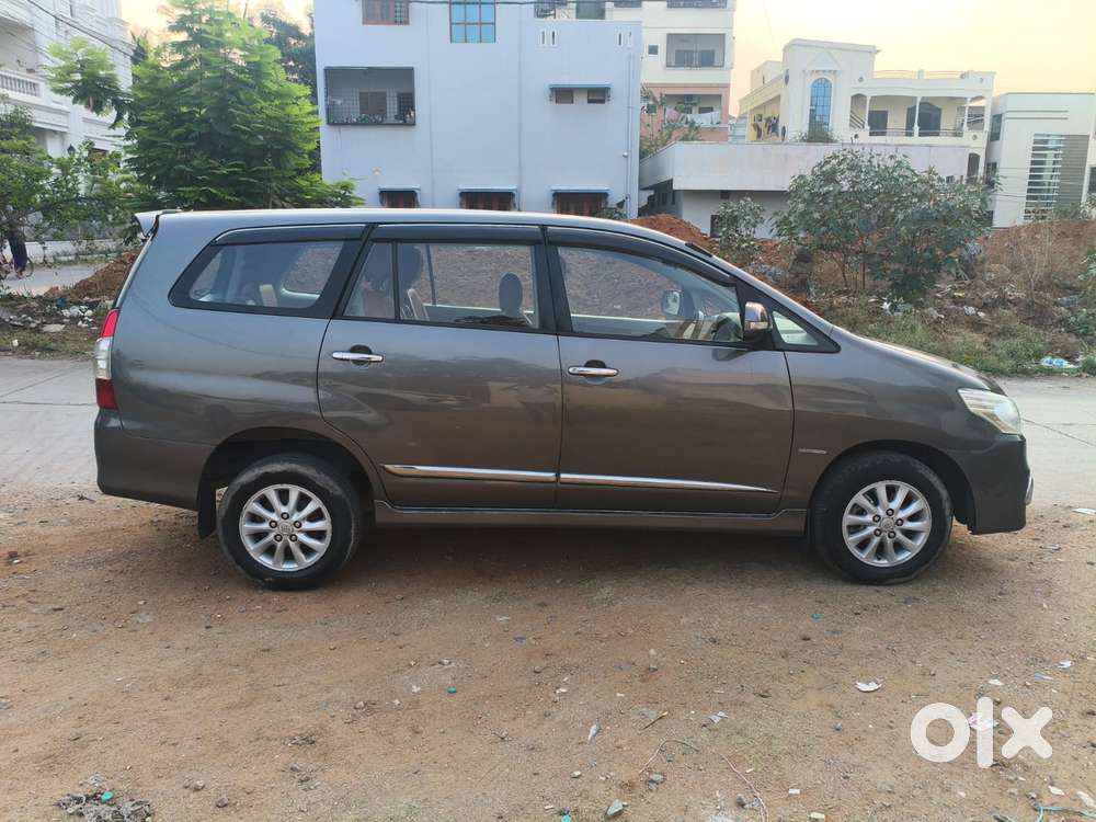 Toyota Innova 2.5 Z Diesel 7 Seater, 2014, Diesel