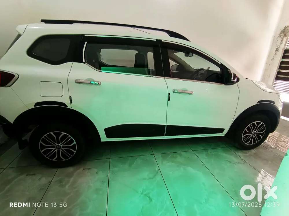 Renault Triber 2022 Variant 1.0 Rxt