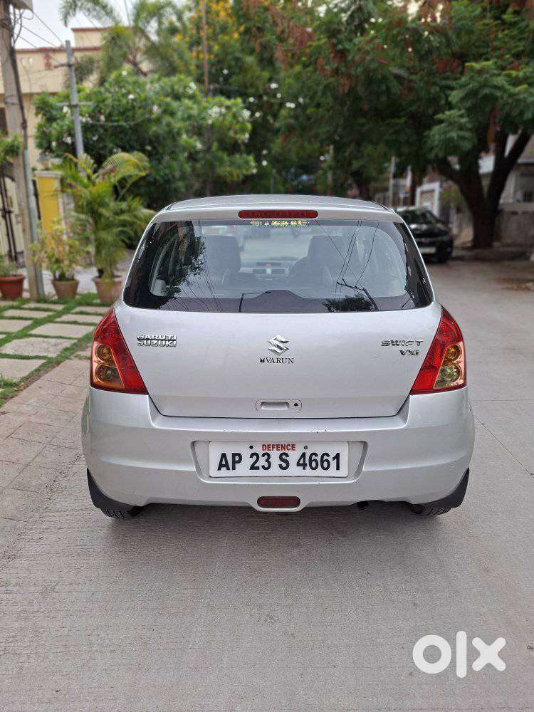 Maruti Suzuki Swift Vxi Bsiv, 2010, Petrol
