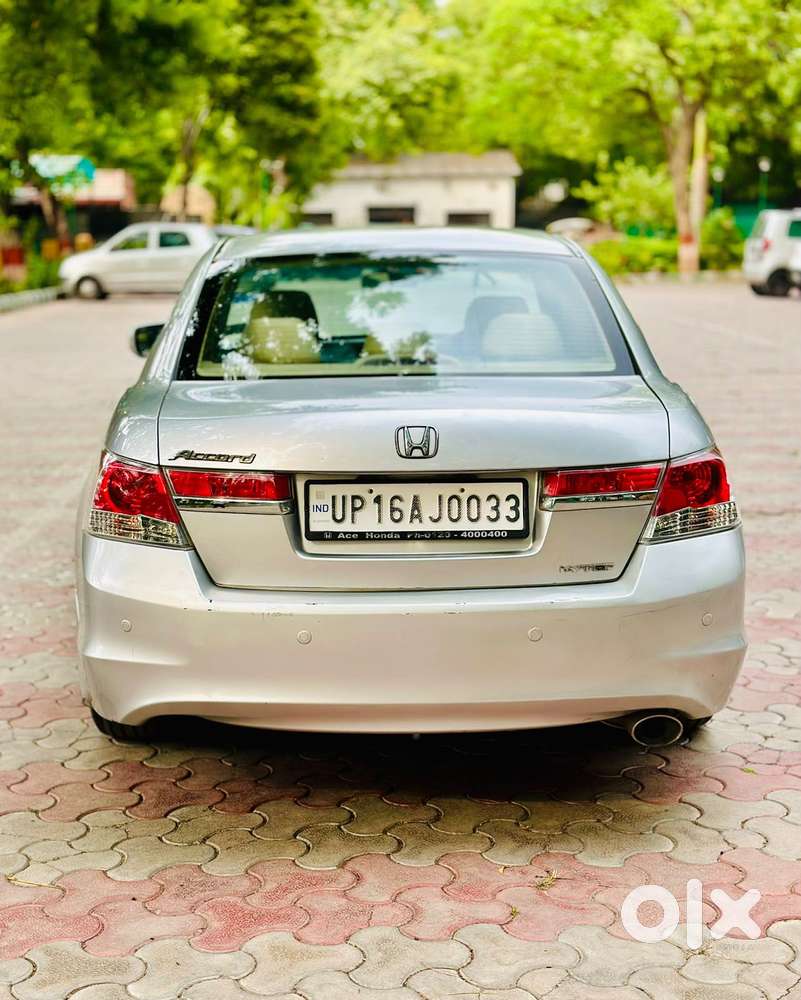 Honda Accord 2.4 Manual, 2012, Petrol