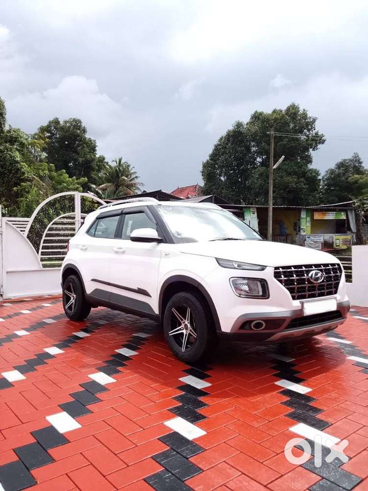Hyundai Venue S Mt 1.2 Kappa, 2020, Petrol