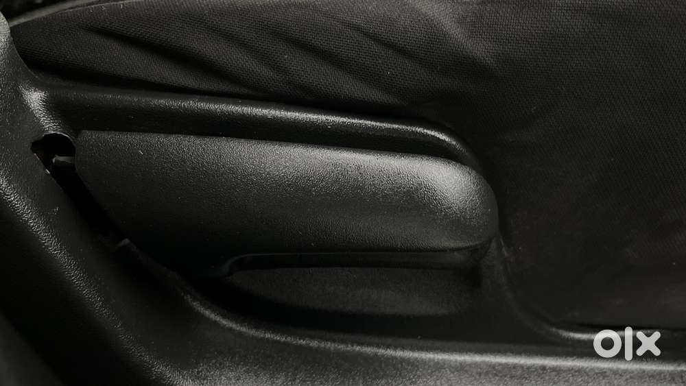 Maruti Suzuki Swift 1.2 Lxi (o), 2017, Petrol