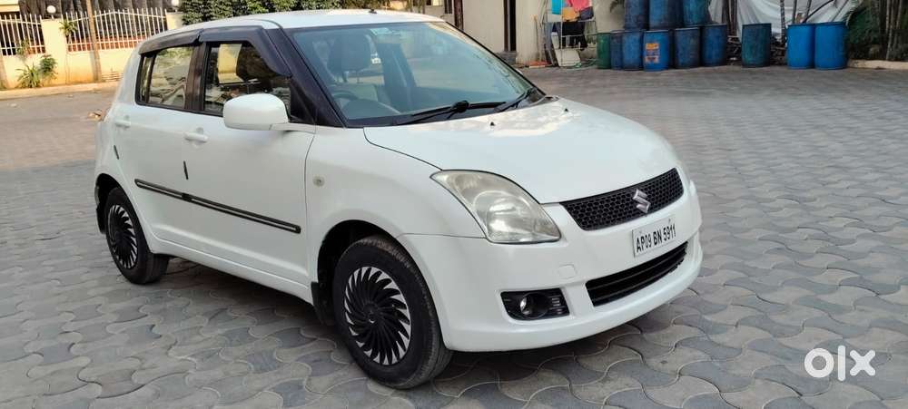 Maruti Suzuki Swift Vxi Bsiv, 2007, Petrol