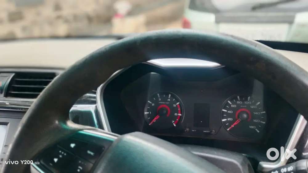 Mahindra Kuv 100 2016 Manual