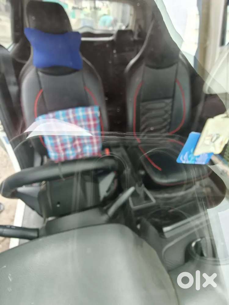 Maruti Suzuki Swift 2021 With 35800 Km Driven