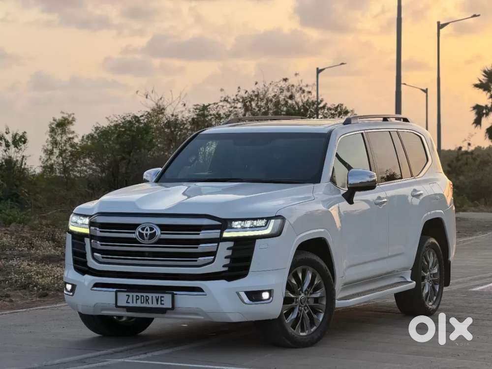 Toyota Land Cruiser 3.3 Zx Diesel, 2023, Diesel