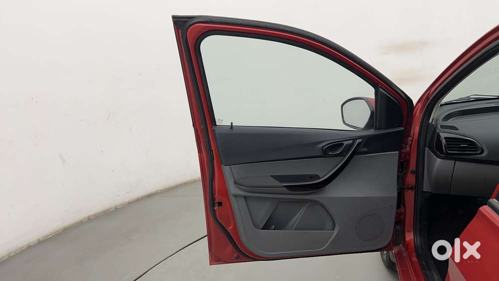 Tata Tigor 1.2 Revotron Xt, 2018, Petrol