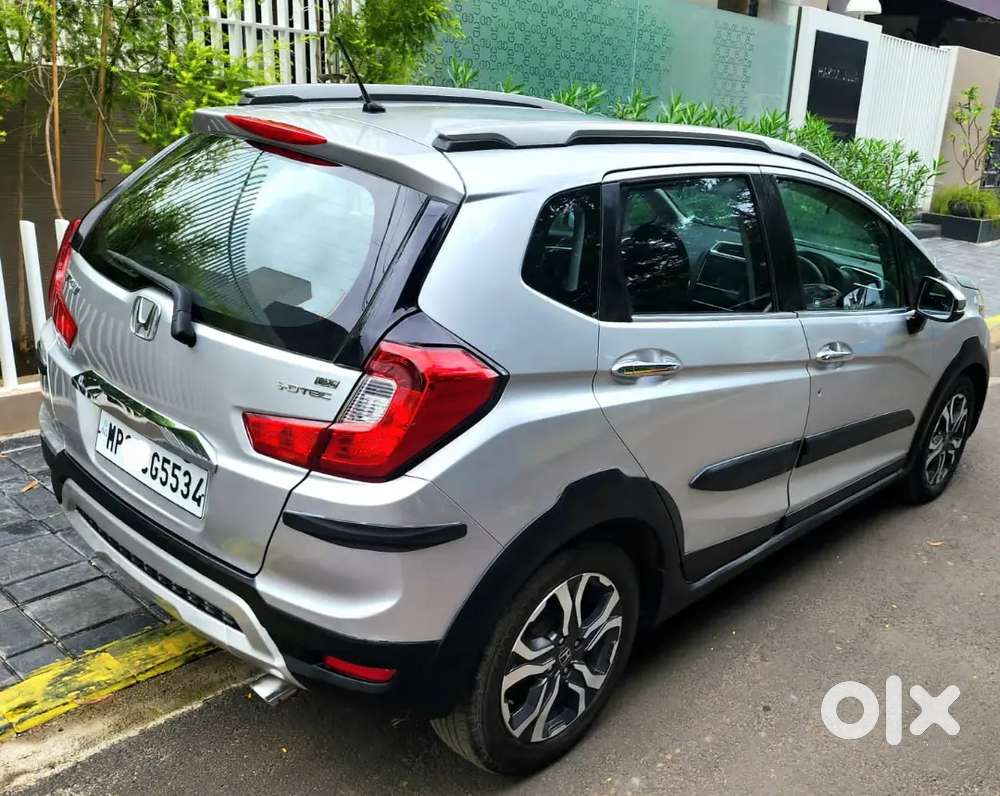 Honda Wr-v 2017 Diesel Well Maintained. Average Is Very Good 25+