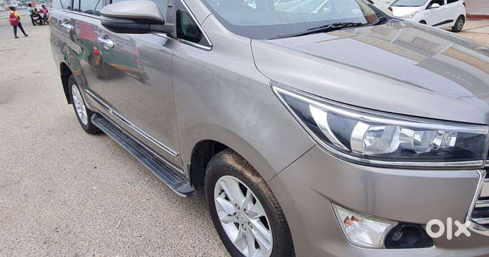 Toyota Innova Crysta 2.8 Gx At, 2020, Diesel