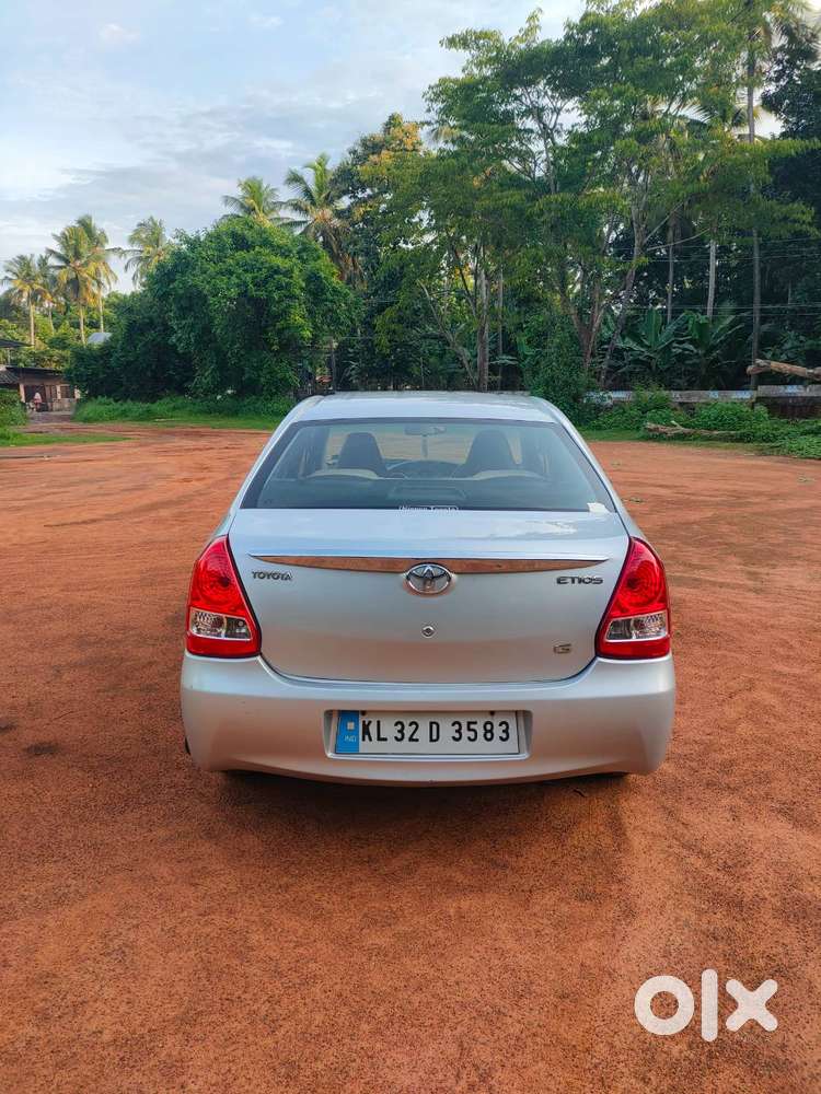 Toyota Etios G 2012