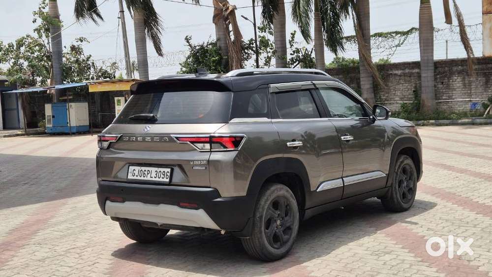 Maruti Suzuki Brezza 1.5 Zxi Smart Hybrid Dual Tone, 2023, Petrol