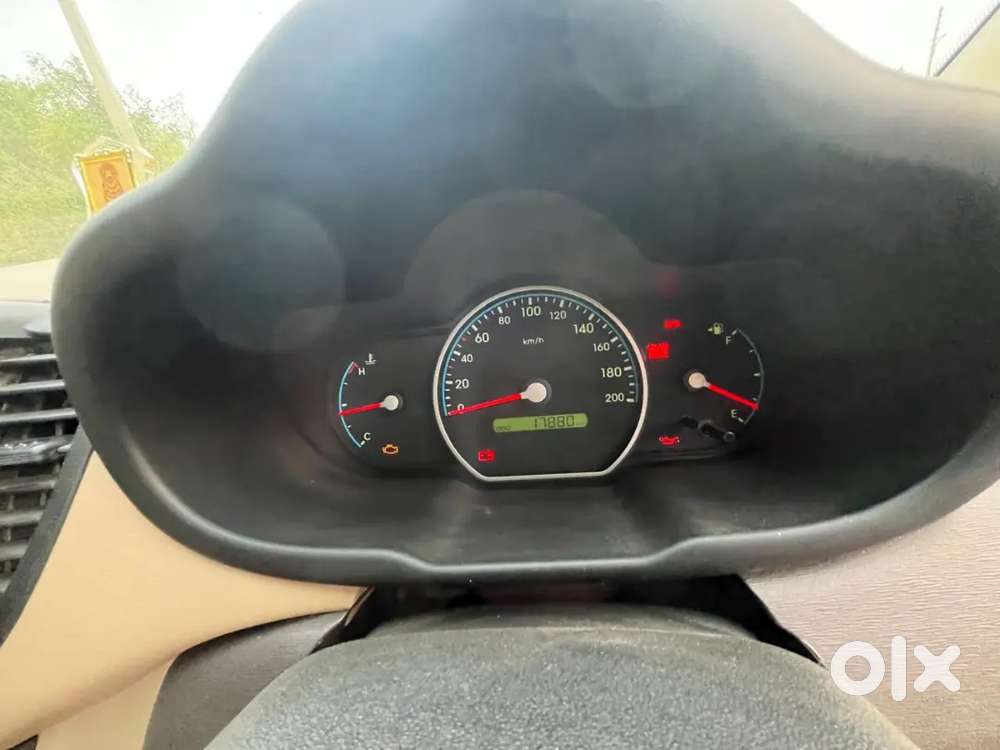 Hyundai I10 2010 Model Car