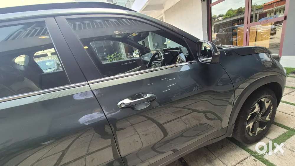 Kia Sonet 2024 Diesel Automatic Diesel Excellent Showroom Condition