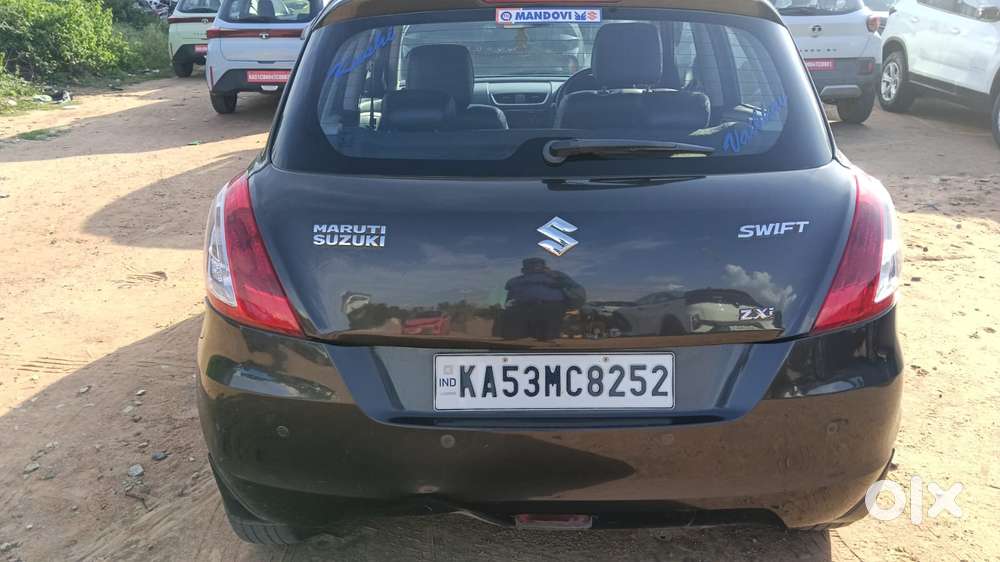 Maruti Suzuki Swift ZXI, 2015, Petrol