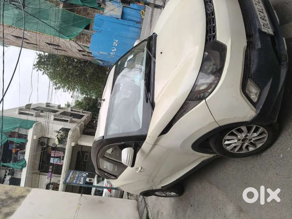 Mahindra Kuv100 Nxt Petrol 2016