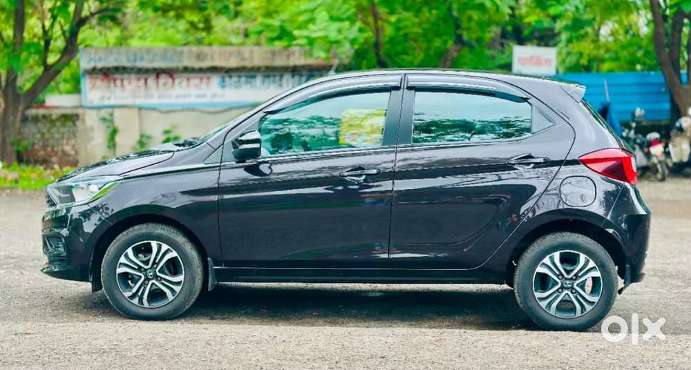Tata Tiago 1.2 Revotron Xta, 2023, Petrol