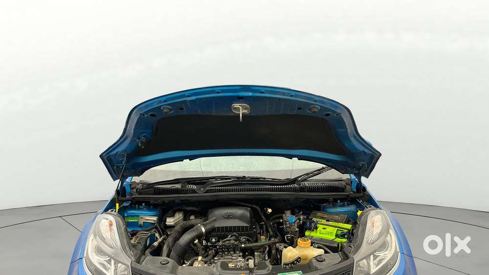 Tata Nexon 1.2 Revotron Xza Plus, 2019, Cng & Hybrids