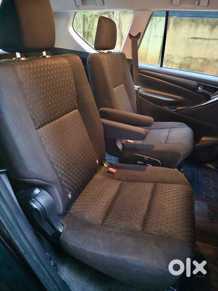 Toyota Innova Crysta [2020-ongoing] 2.4 Gx At 7 Str, 2021, Diesel