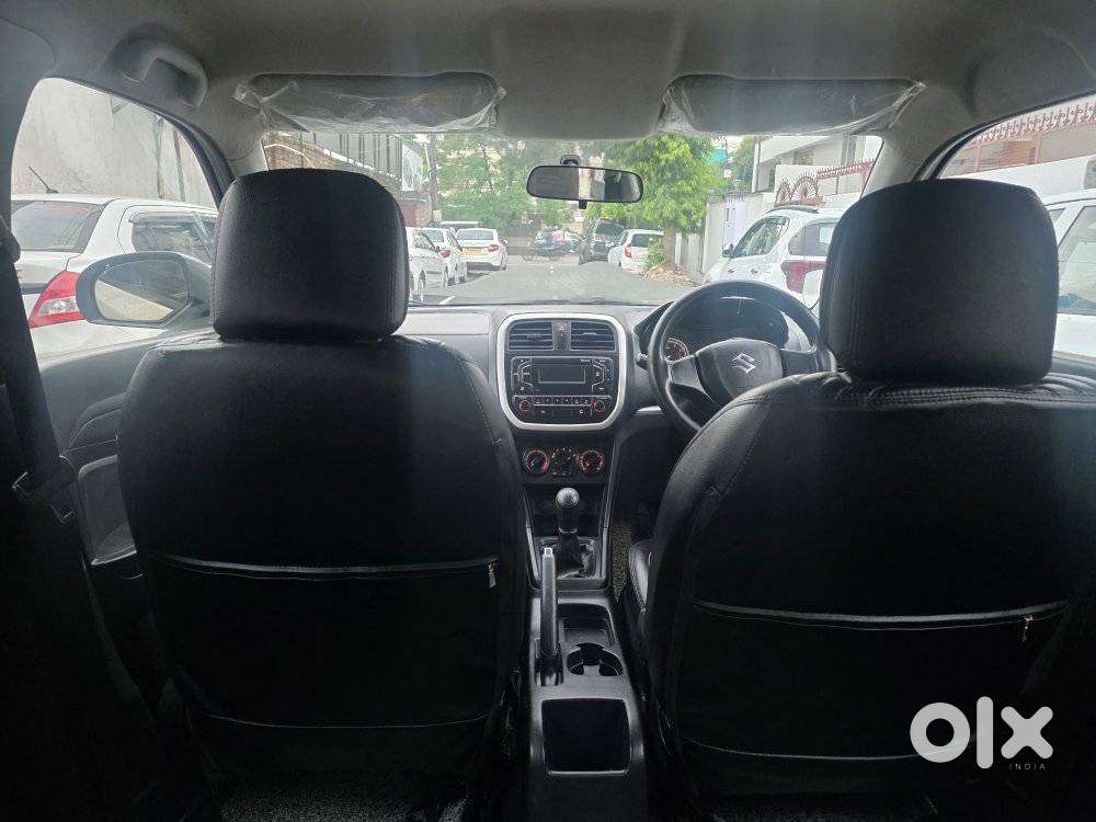 Maruti Suzuki Brezza Vxi At, 2020, Petrol