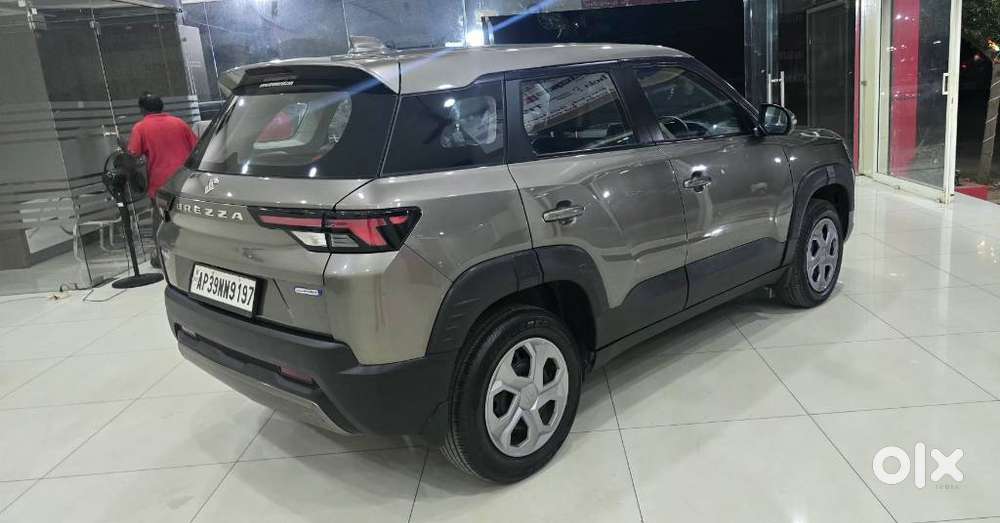 Maruti Suzuki Brezza 1.5 Vxi Smart Hybrid, 2022, Petrol