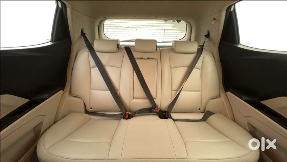 Mahindra Xuv300 W8 Option, 2020, Petrol