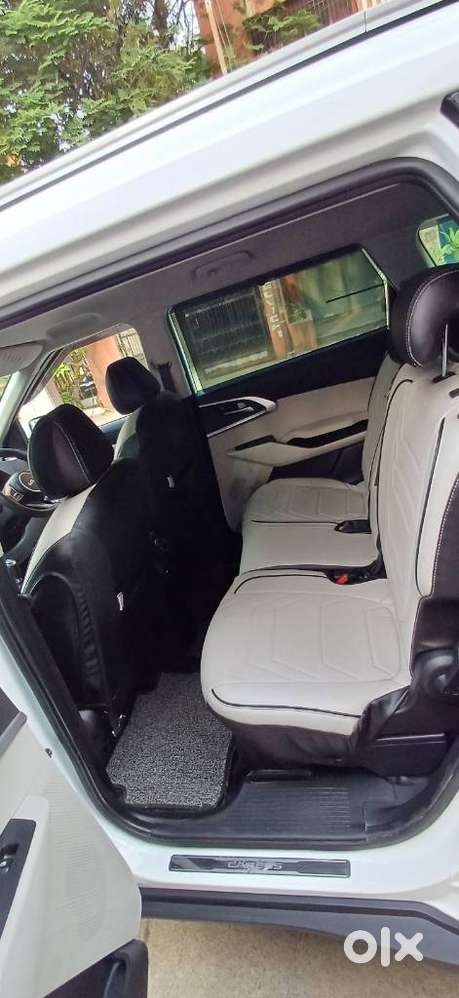 Kia Carens 1.4 Prestige Plus Turbo 7 Str, 2024, Petrol