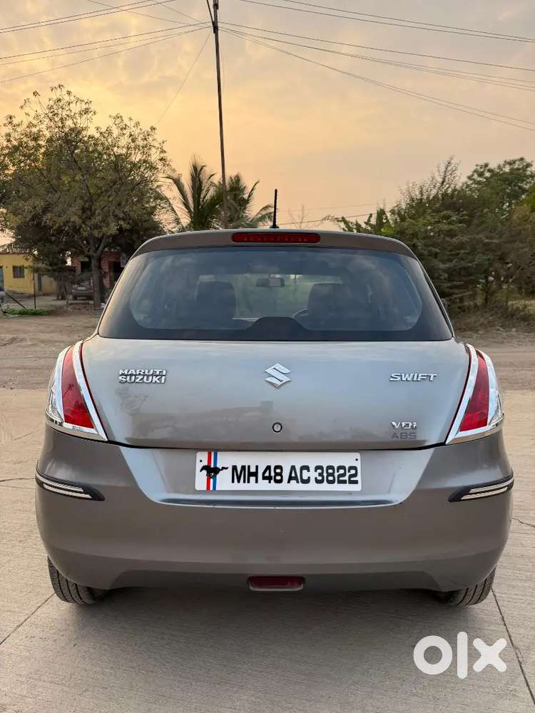 Maruti Suzuki Swift 2015 Diesel 88000 Km Driven