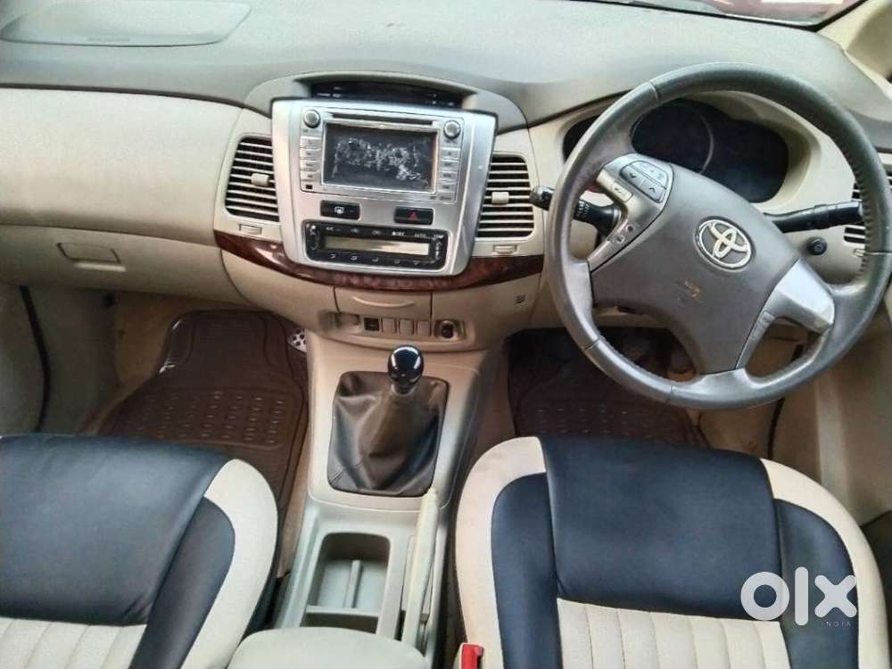Toyota Innova 2.5 V 7 Str, 2014, Diesel