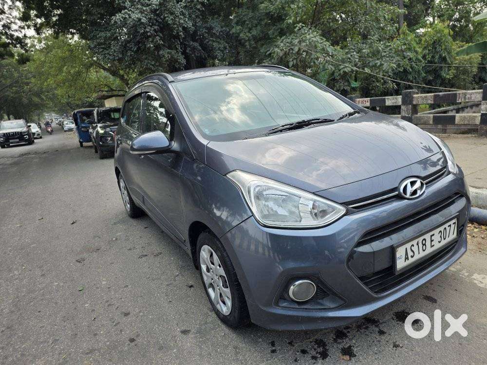 Hyundai Grand I10 Sportz, 2017, Petrol