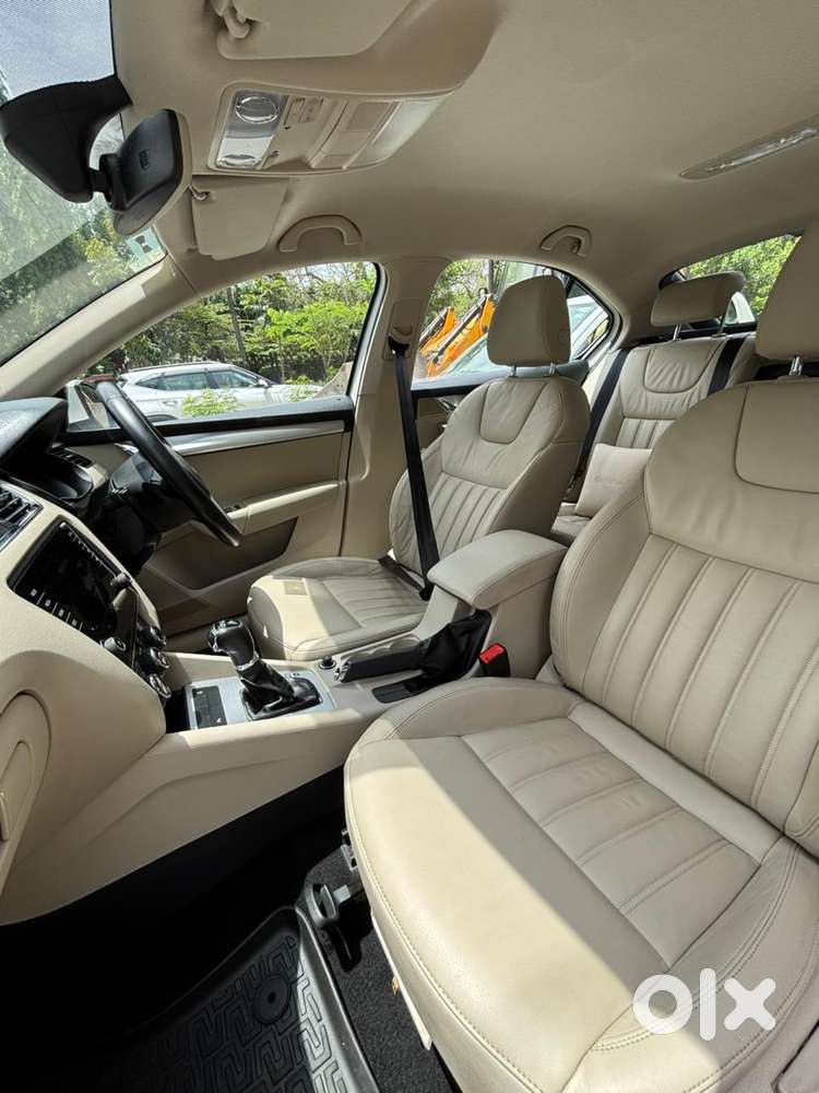 Skoda Octavia 1.8 Tsi At L K, 2018, Petrol