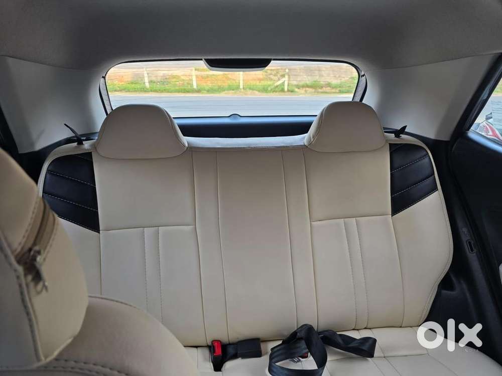 Hyundai Venue 2022 Petrol Well Maintained