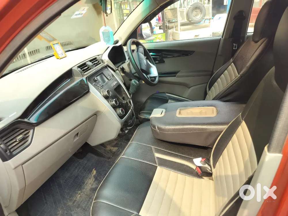 Mahindra Kuv 100 2016 Petrol 60000 Km Driven