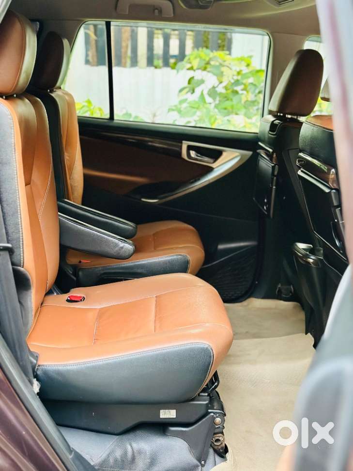 Toyota Innova Crysta 2.8z Automatic, 2018, Diesel