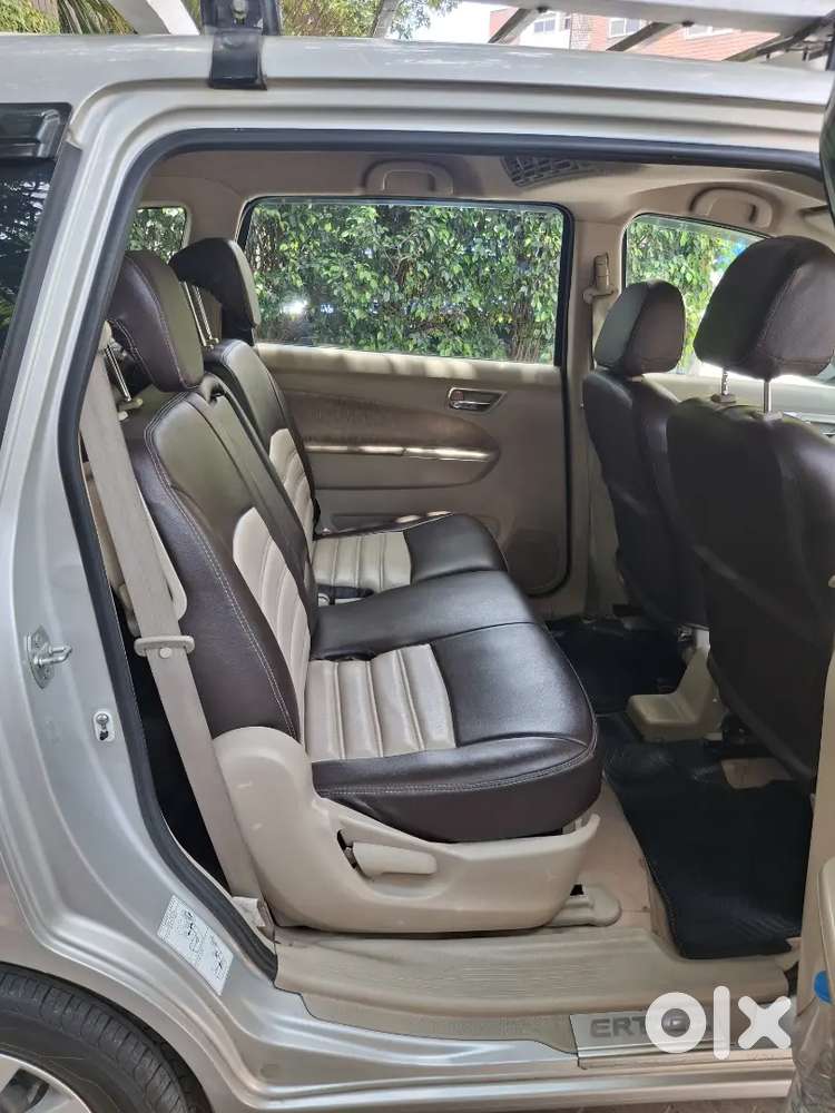 Maruti Suzuki Ertiga ZXI 2015 Petrol 1st Owner in Excellent Condition