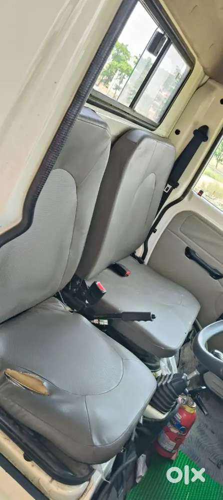 Mahindra Supro Zx Petrol 2025