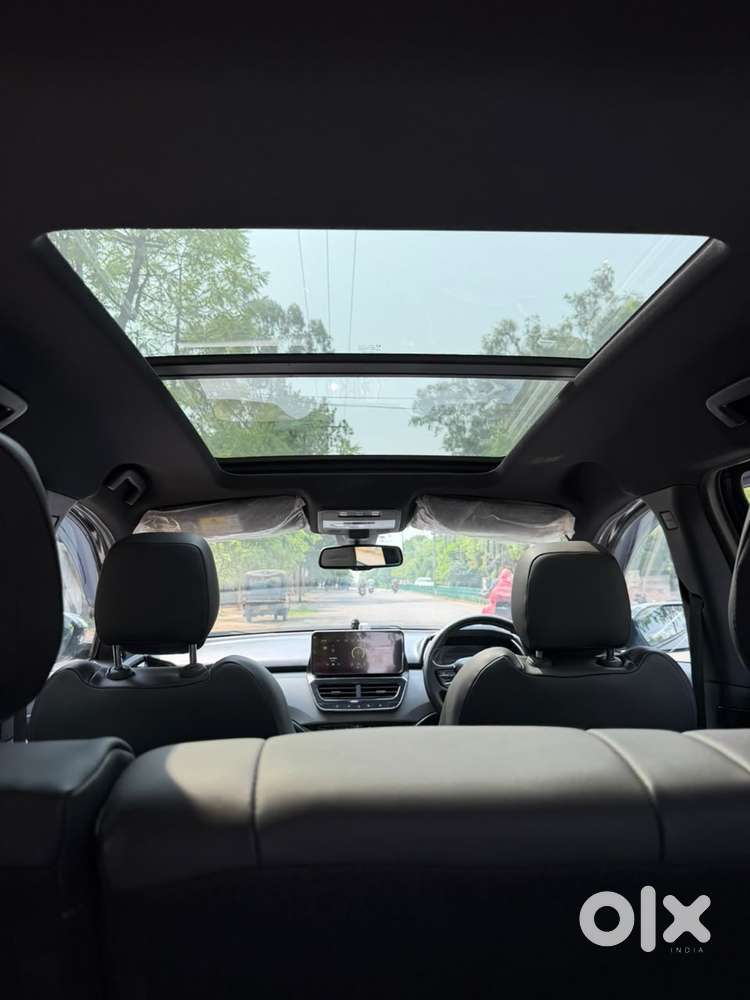 Tata Safari 2.0 Xz Plus Dark Edition, 2023, Diesel
