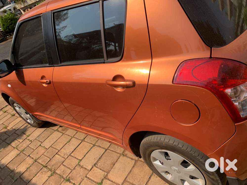 Maruti Suzuki Swift 2005 Petrol 10000 Km Driven