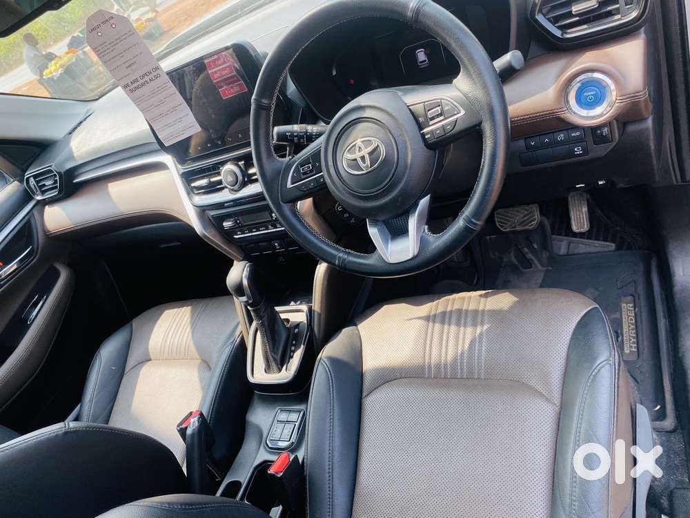 Toyota Urban Cruiser Hyryder 1.5 V Hybrid, 2023, Petrol