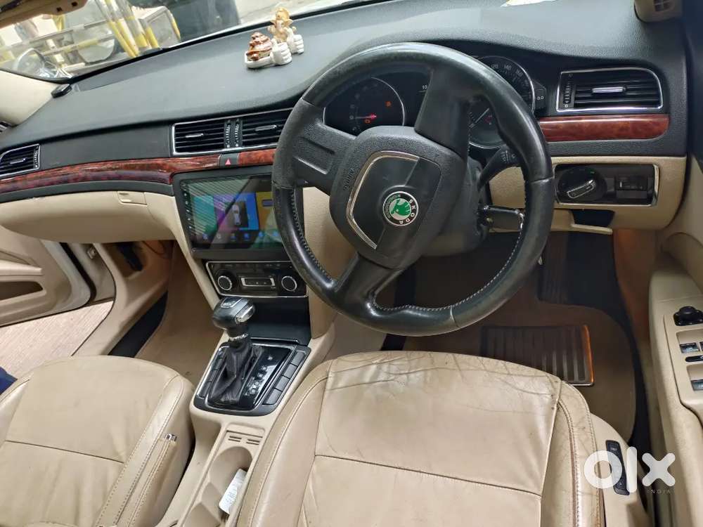 Skoda Superb 2012 Diesel 68000 Km Driven