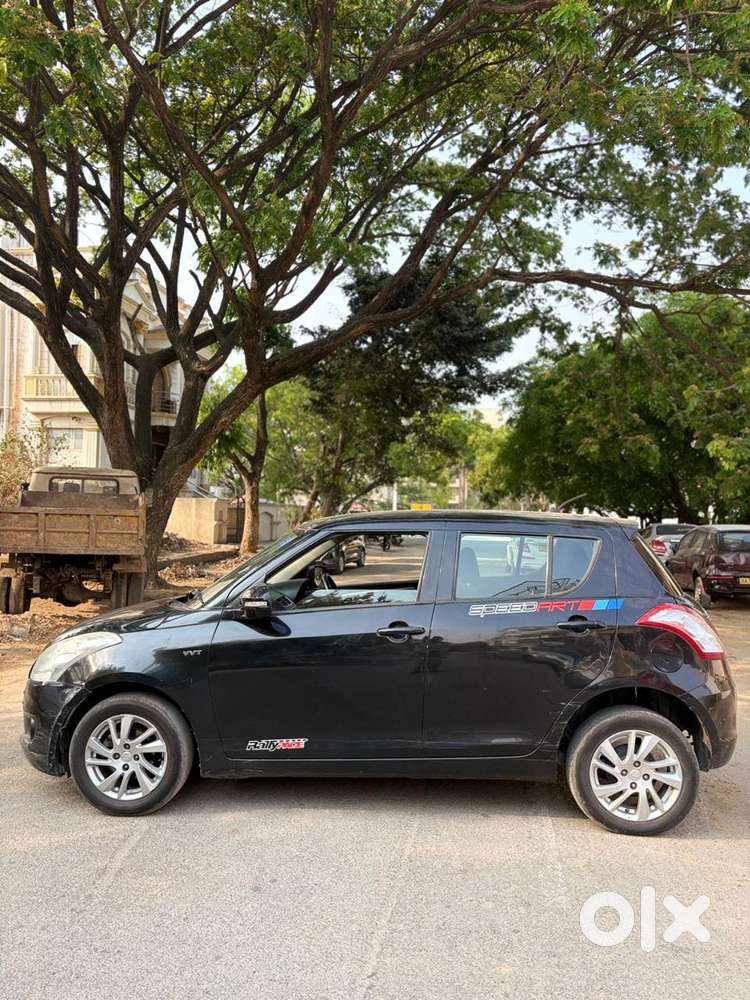 Maruti Suzuki Swift Zxi, 2011, Petrol