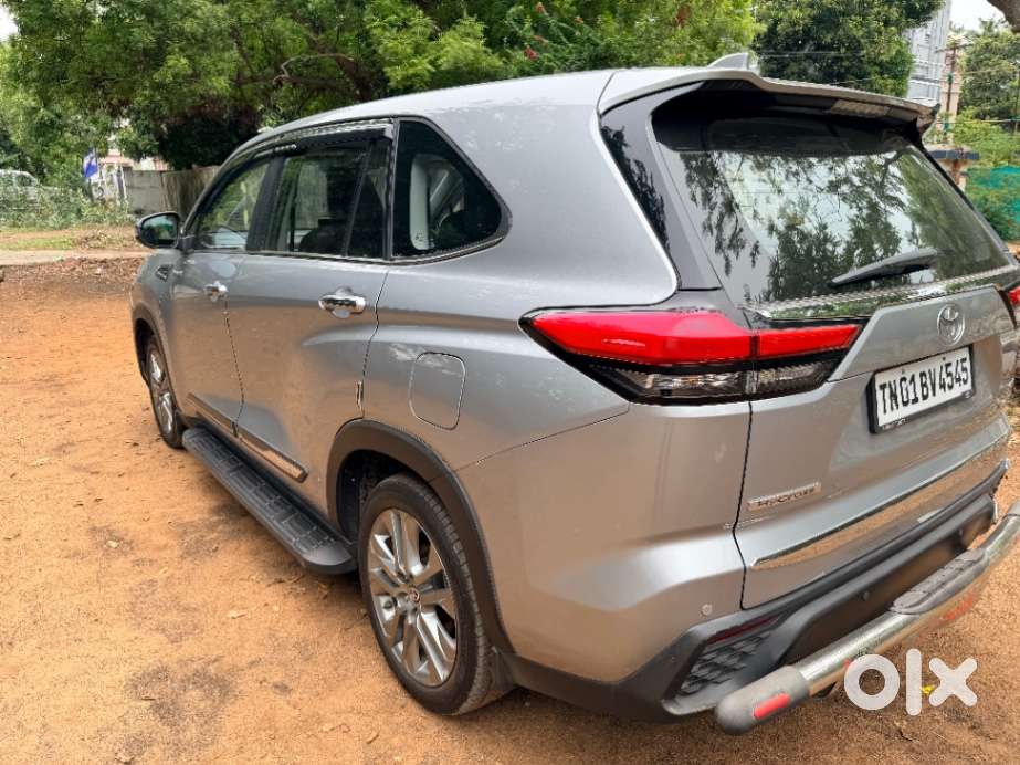 Toyota Innova Hycross 2.0 Zx (o) Hybrid 7 Str, 2024, Petrol