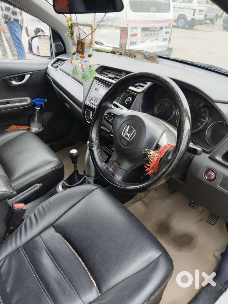 Honda Br-v 2016 Diesel 85000 Km Driven Urgent Sell