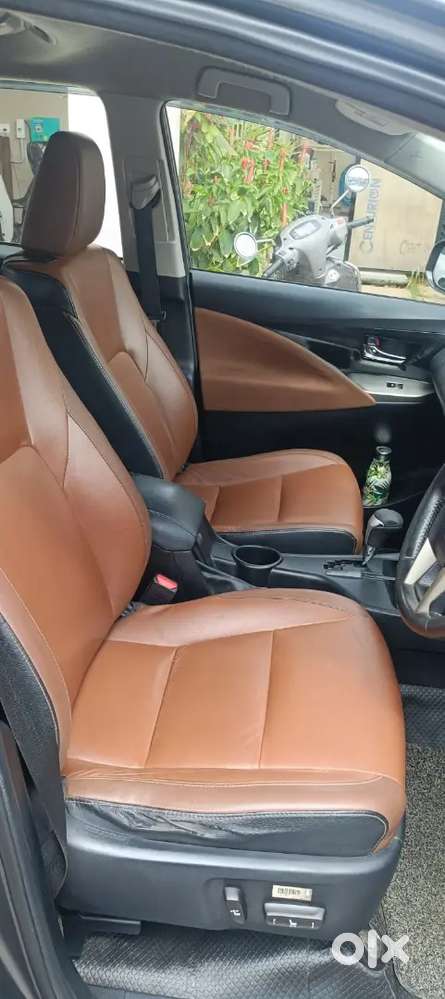 Toyota Innova Crysta 2.8 Z
